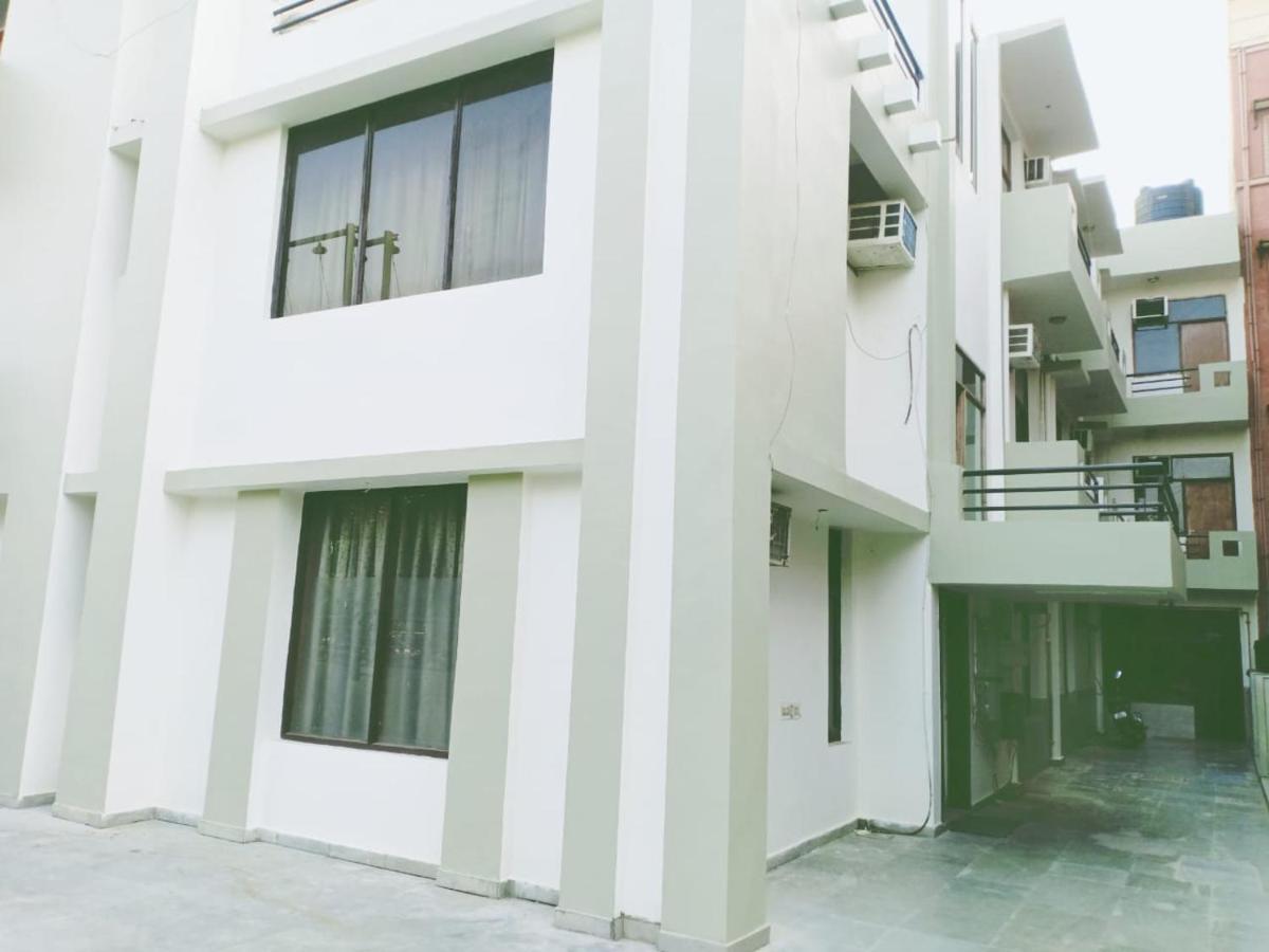 Hotel Akash Palace Noida Exterior foto